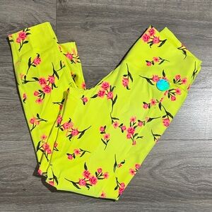 Victoria's Secret pink floral legging size medium